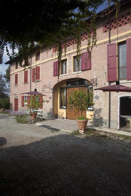 Agriturismo Il Bove เรจโจเอมิเลีย ภายนอก รูปภาพ