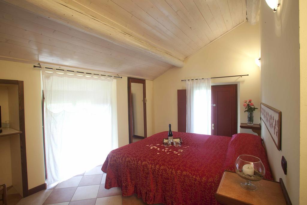 Agriturismo Il Bove เรจโจเอมิเลีย ภายนอก รูปภาพ